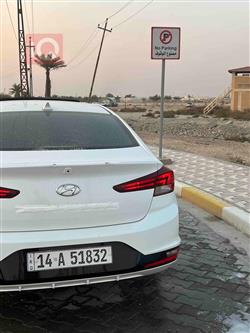 هیوندای ئەلەنترا